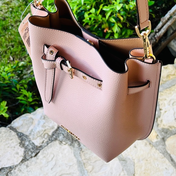 Michael Kors Emilia Small Drawstring Bucket Messenger Purse NWT Powder Blush - Picture 7 of 10